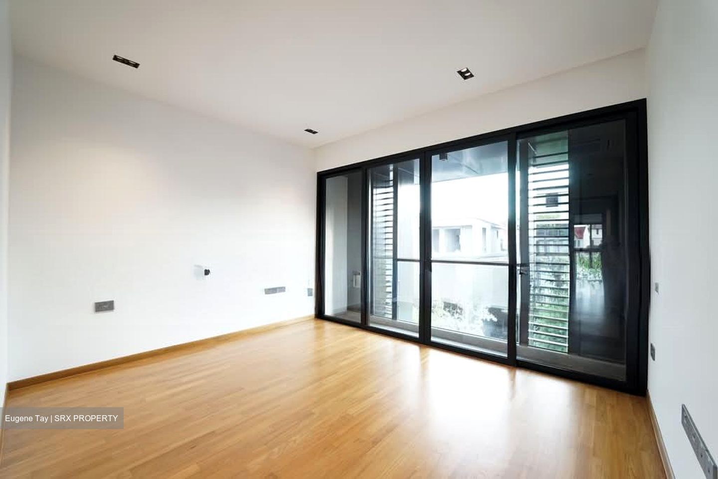 Sembawang Straits Estate (D27), Terrace #585699951